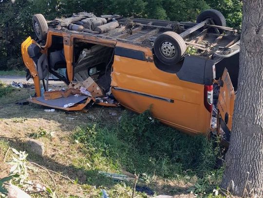 W niedzielę (17 sierpnia) nad ranem w miejscowości Zakręcie na drodze krajowej nr 17 doszło do tragicznego wypadku.