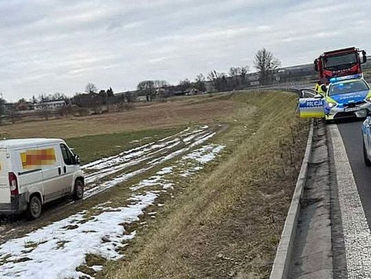 Turobin: Rzuciła go dziewczyna, więc zabrał kurierowi samochód