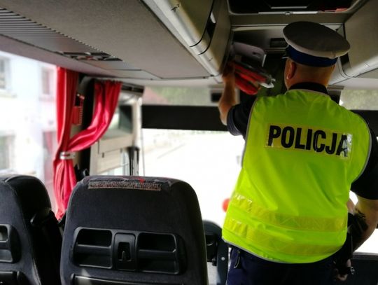 Opłaca się zgłosić policji wyjazd autokaru z dziećmi. I chodzi nie tylko o bezpieczeństwo naszych dzieci.
