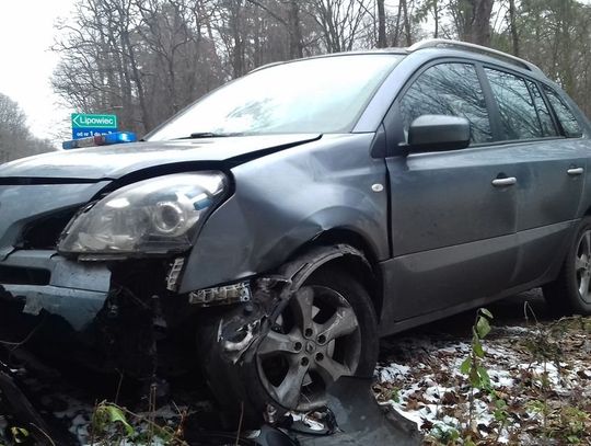 Tyszowce: Trzy samochody zderzyły się na śliskiej drodze