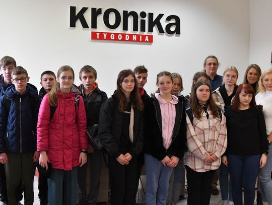 Uczniowie z Wielączy w redakcji Kroniki Tygodnia w Zamościu