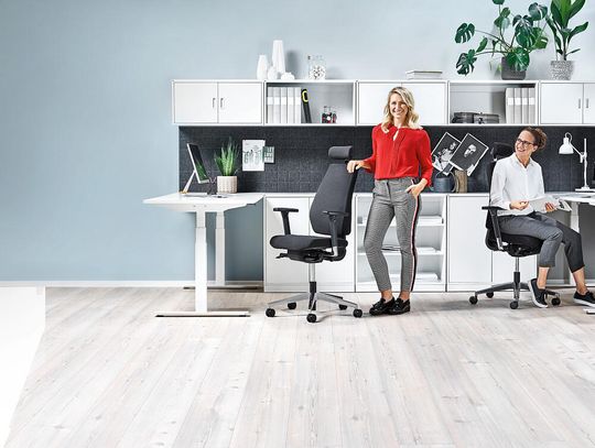 Uniwersalne krzesło do biura – modele niezastąpione w każdej przestrzeni