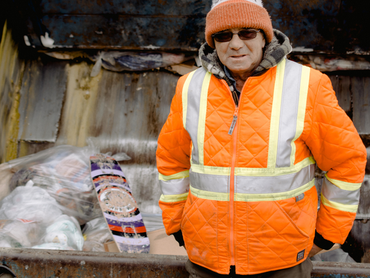 Ponad 80 proc. Polaków marnuje jedzenie w święta. Do śmietników trafiają tony żywności. Najwięcej wyrzucamy w Wigilię.