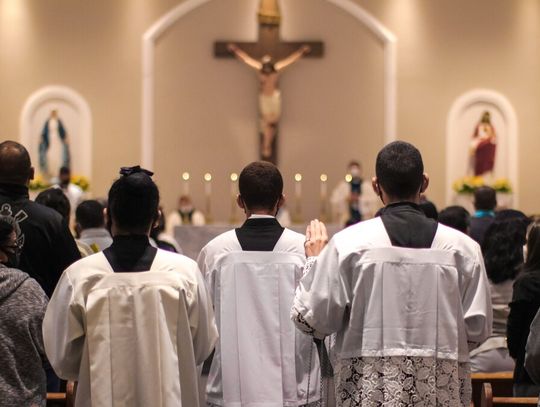 Proces wprowadzenia nowego dnia wolnego jest długotrwały i wymaga pełnej ścieżki legislacyjnej