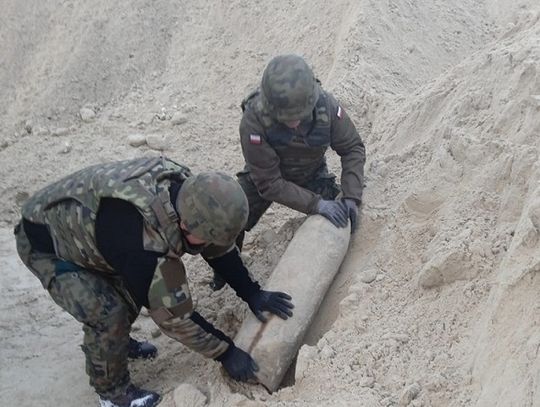Na terenie gminy Terespol znaleziono pocisk artyleryjski z czasów II wojny światowej. Prawdopodobnie niewybuch dotarł do jednej z firm w piasku z kopalni.