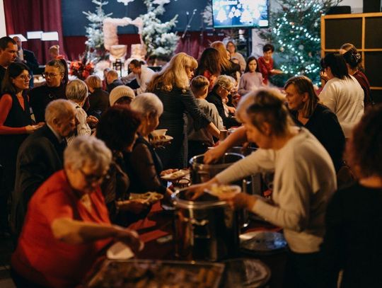 Świąteczne przysmaki przygotowały gospodynie z KGW z Alojzowa, Gozdowa, Kotorowa, KGW „Magiczne Babki” z Łysej Góry, a także z Malic, Podhorzec, Sahrynia, KGW „Współczesne Dziedziczki” z Terebińca i gospodynie z Terebinia, Turkowic i KGW w Werbkowicach „Babki z Rodzynkami”, a także GOK.