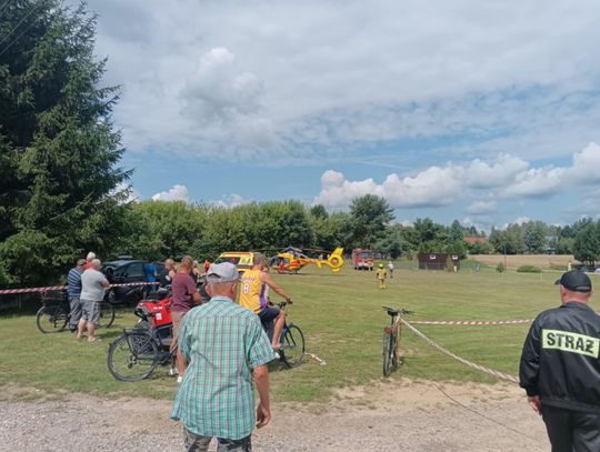 Samochód osobowy potrącił 2,5-letnie dziecko.
