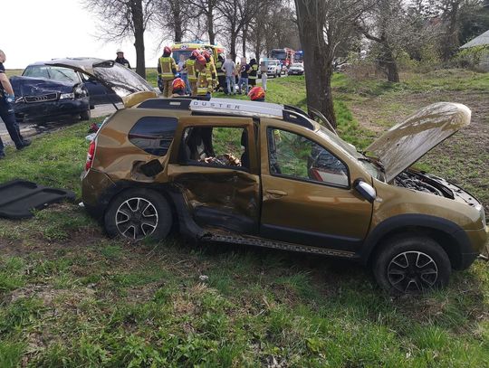 Policja wyjaśnia okoliczności niedzielnego (8 kwietnia) wypadku na DW-850 w Wożuczynie.