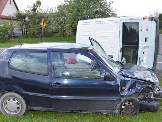 Wypadek w Zawadzie. Młoda kobieta trafiła do szpitala