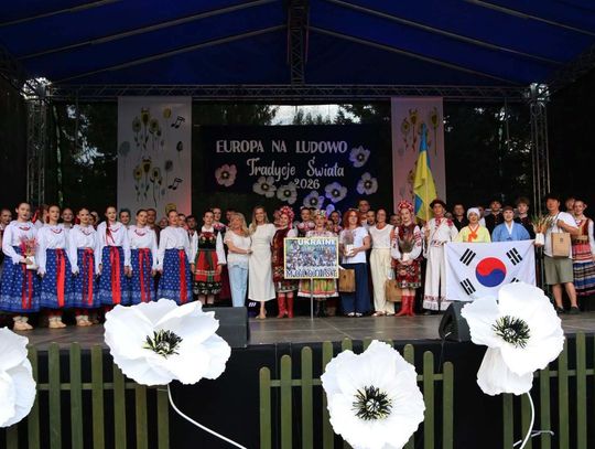 Przez dwa lipcowe wieczory na placu przed Hrubieszowskim Domem Kultury odbywała się XIX edycja festiwalu „Europa na Ludowo – Tradycje Świata”.