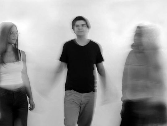 Z szacunku dla poetki Urszuli Kozioł. Wystawa fotografii w II LO w Zamościu