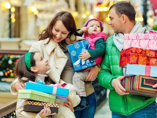 Rok temu w grudniu Polacy zostawili w sklepach 23,3 mld zł. Trzeba się spodziewać, że w tym roku ta kwota będzie większa.