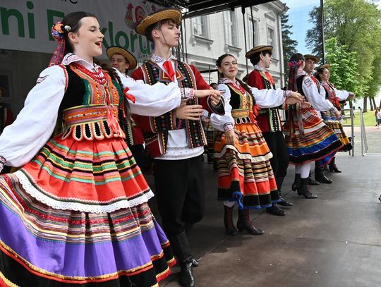 Zamojskie Dni Folkloru 2025. Blisko 30 wykonawców wystąpiło w Zwierzyńcu [ZDJĘCIA]