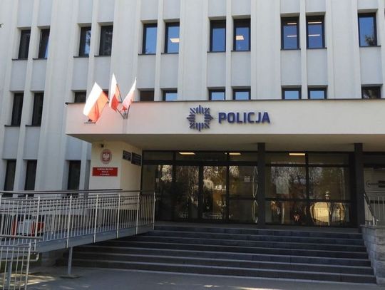 W miniony weekend policjanci z Zamościa zatrzymali nastolatkę, która w drogerii przy ulicy Legionów dokonała kradzieży artykułów kosmetycznych, przemysłowych i spożywczych.