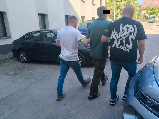 Zamość: 26 kg narkotyków i 400 tys. zł. Trzy osoby zatrzymane przez policję [ZDJĘCIA]