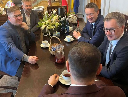 Zamość: Biurowiec klasy A jednak zostanie wykończony! Przyciągnie duże firmy? Prezydent Zamościa powiedział, że o sfinalizowaniu inwestycji rozmawiał niedawno z wiceprezesem ARP.