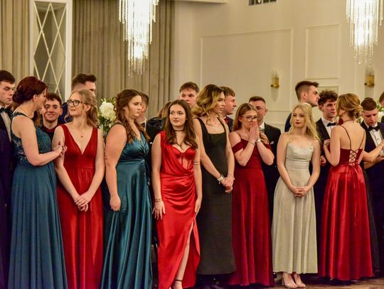 Bal studniówkowy Ekonomika