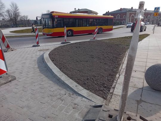 Drogowcy zmodyfikowali wyjazd w prawo z ul. Solnej w Zamościu.