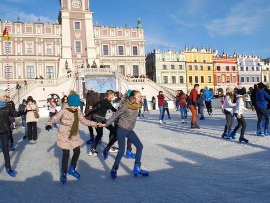 Zamość: Lodowisko na Mikołajki