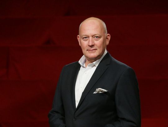 Dr Tomasz Janczak, tenor, reżyser i menedżer kultury, został wybrany na stanowisko dyrektora Orkiestry Symfonicznej im. Karola Namysłowskiego w Zamościu.