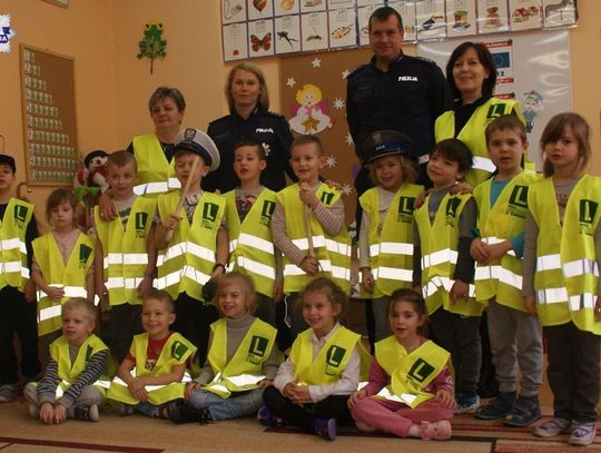 Zamość, Miączyn: Policjanci rozmawiali z dziećmi o bezpieczeństwie