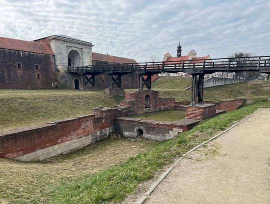 Czy za trzecim razem uda się wyłonić wykonawcę mostu przy Nowej Bramie Lubelskiej na zamojskim Starym Mieście?