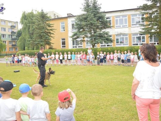 Zamość: Policjanci odwiedzają przedszkola