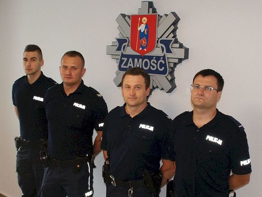 Zamość: Policjanci ruszyli na pomoc. Uratowali mężczyznę z pożaru