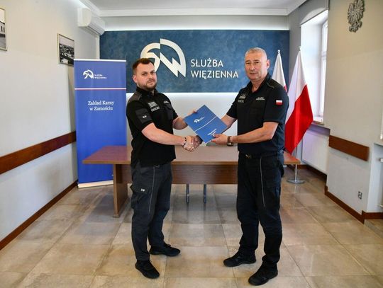 Powstrzymał dwoje młodych ludzi. Funkcjonariusz Zakładu Karnego w Zamościu dostał za to wyróżnienie