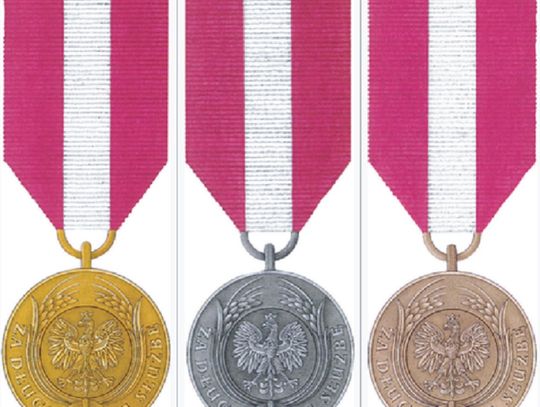 Zamość: Pracownicy MDK odznaczeni medalami od Prezydenta RP