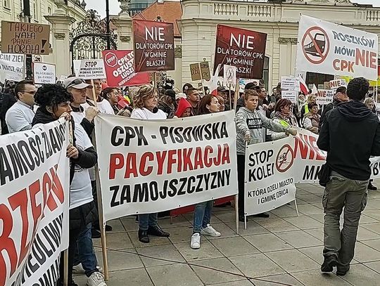 Zamość: Protestowali przeciw CPK w Warszawie