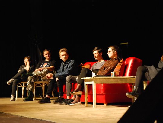 Zamość:  Scena dla młodych. Premiera teatralna w ZDK (ZDJĘCIA, FILM)