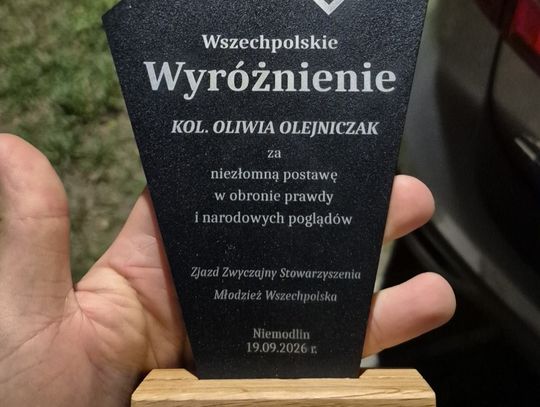 Podczas zjazdu Młodzieży Wszechpolskiej w Niemodlinie pochodzącą ze środowiska związanego z Zamościem Oliwia Olejniczak otrzymała nagrodę za „niezłomną postawę w obronie prawdy i narodowych poglądów”.