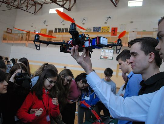 Zamość: Uczniowie ''Ekonomika'' zbudowali drona (WIDEO, FOTOGALERIA)