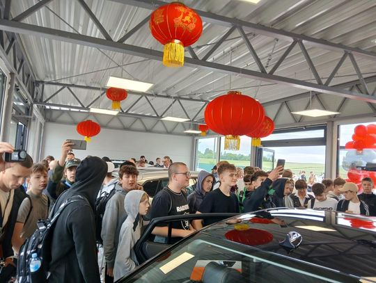 13 czerwca, w Warsztacie Motoryzacyjnym „Momot” w Zawadzie, odbyło się wydarzenie pod hasłem „Poznaj zawody przyszłości”.