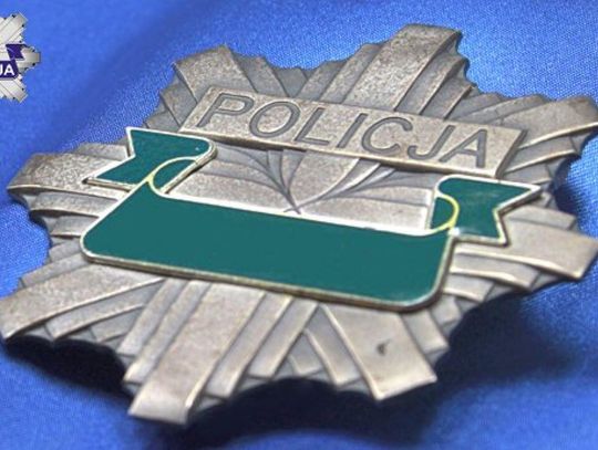 Znowu kradł w tym samym sklepie. 45-latek z gminy Zamość zatrzymany przez policjanta Czujność i szybka reakcja policjanta z Tomaszowa Lubelskiego doprowadziły do zatrzymania 45-letniego mężczyzny, który dopuścił się kradzieży.