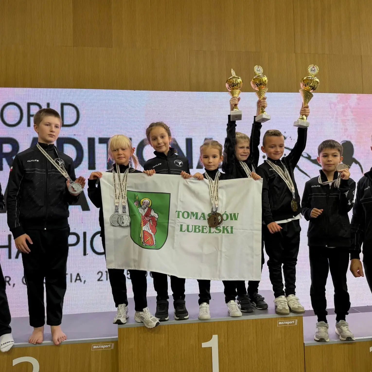 Puchar Świata w Chorwacji. 10 medali dla karateków z Tomaszowa Lubelskiego