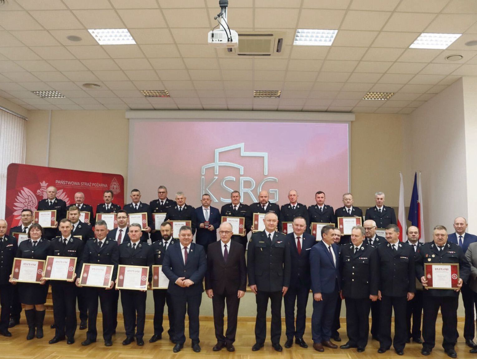 30 lat działania OSP KSRG w powiecie tomaszowskim. Posypały się medale i gratulacje