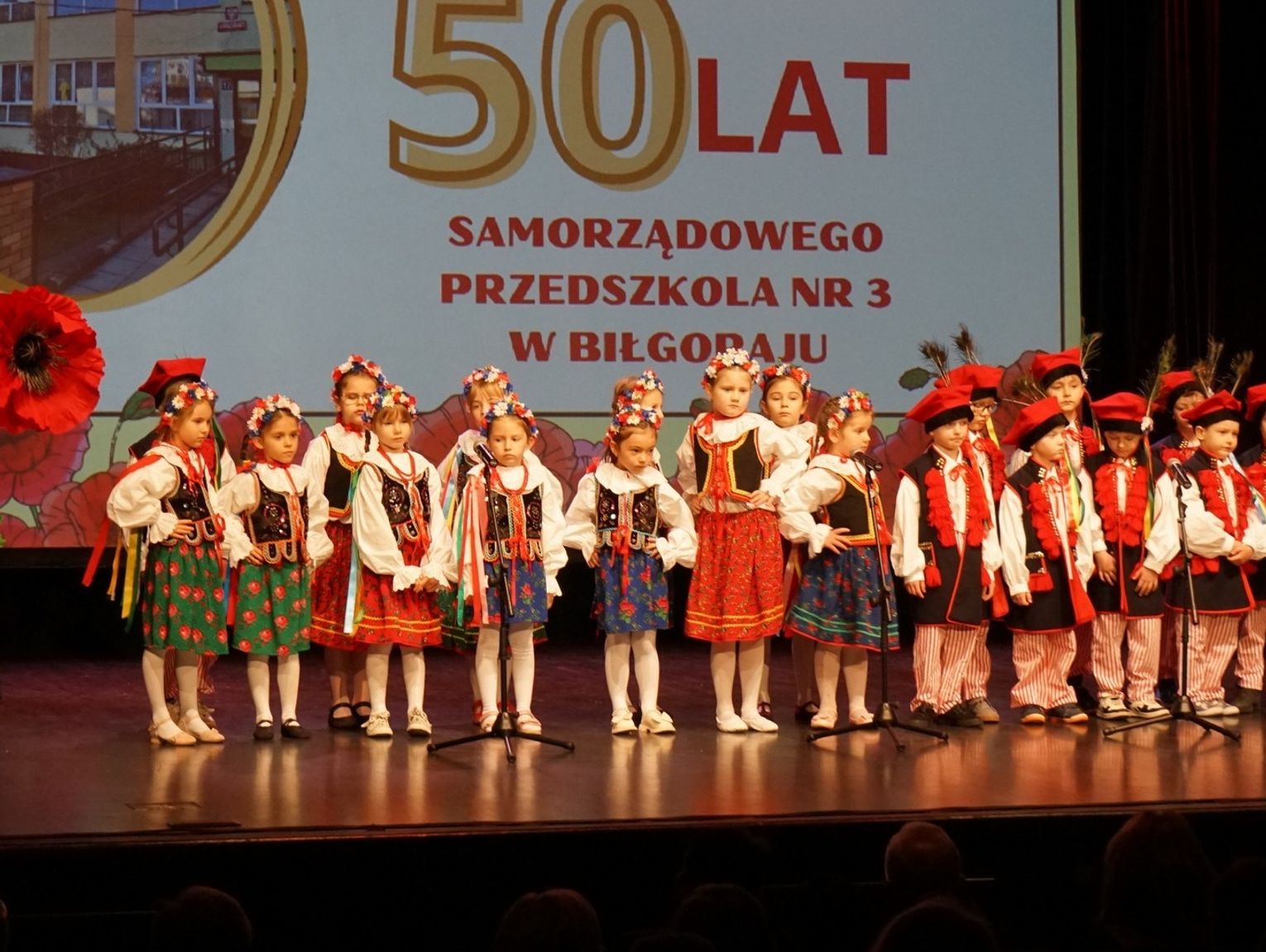 Biłgoraj: Pół wieku wychowania i pasji. Przedszkole świętowało