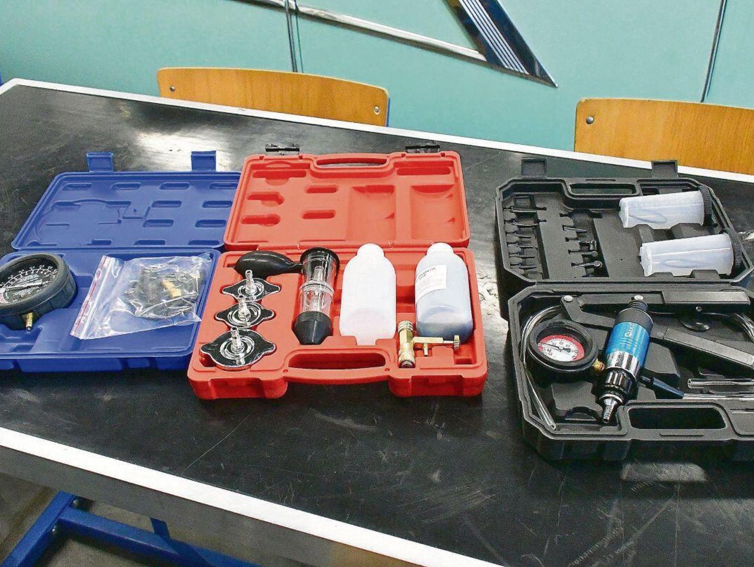 Biłgoraj: Technologiczna rewolucja w RCEZ. Sprzęt klasy premium już w rękach uczniów