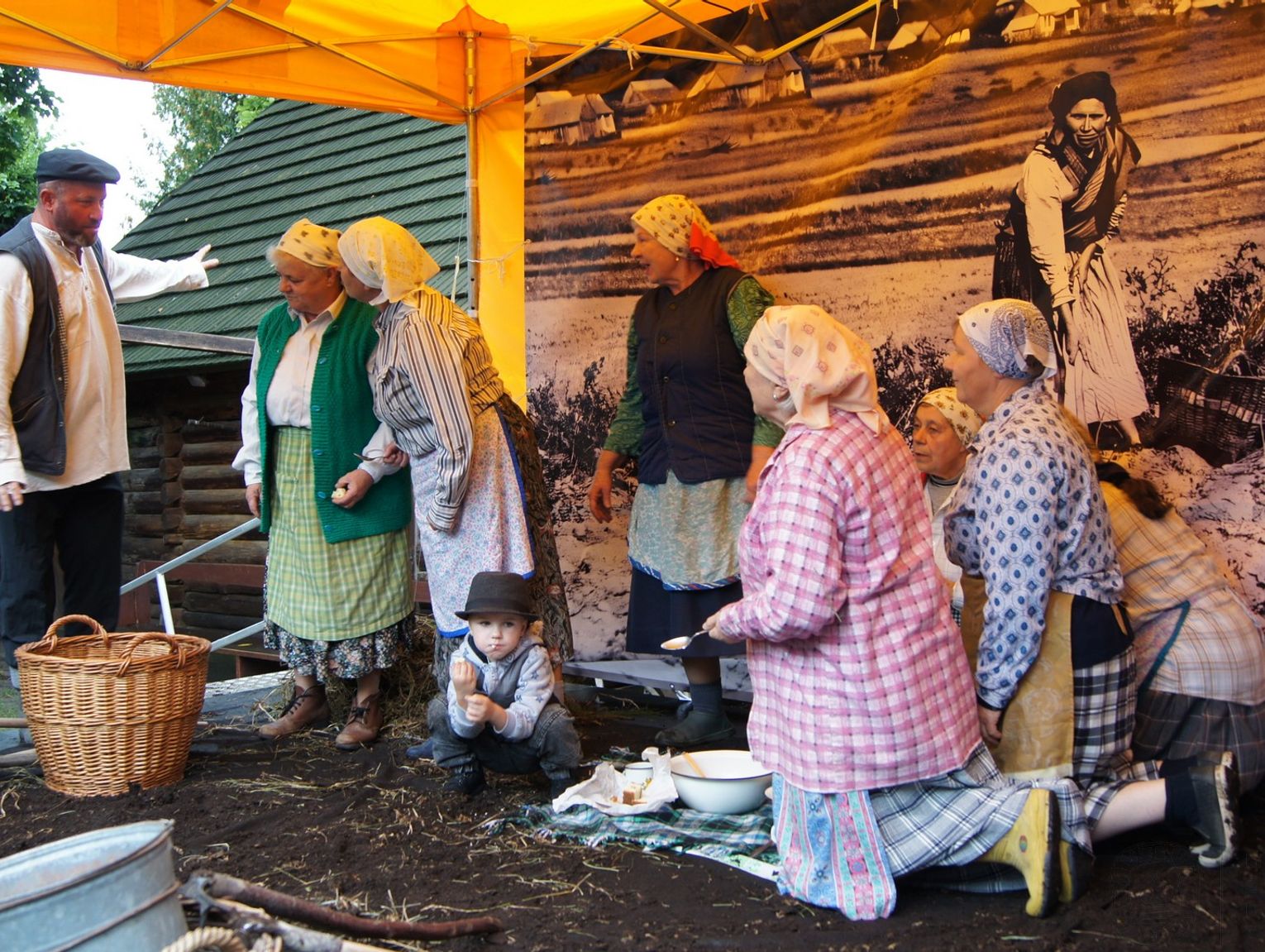 Biłgoraj: Tradycja ożyła w Zagrodzie Sitarskiej [ZDJĘCIA]