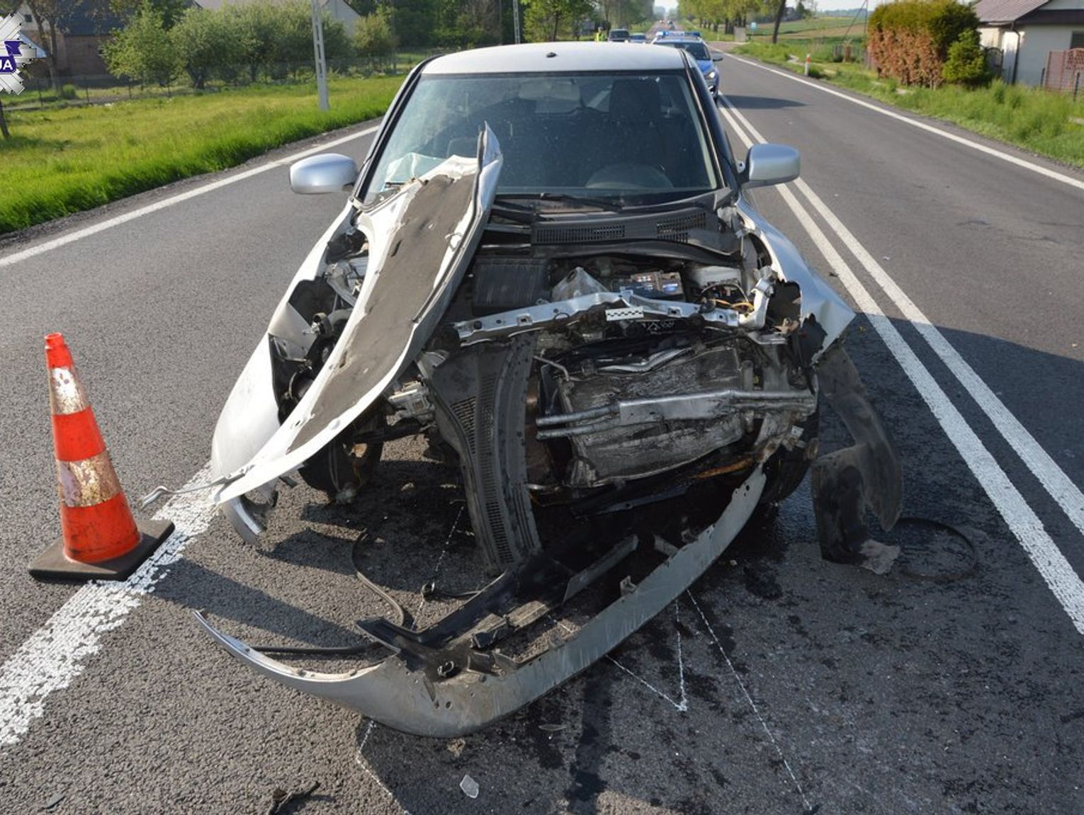 Chomęciska Małe: Wypadek na DK nr 17. 86-latek z obrażeniami ciała trafił do szpitala