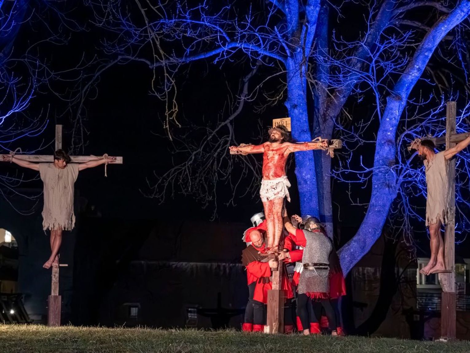 Cisza, która rozdziera serce... Misterium Męki Pańskiej w Zamościu [ZDJĘCIA]