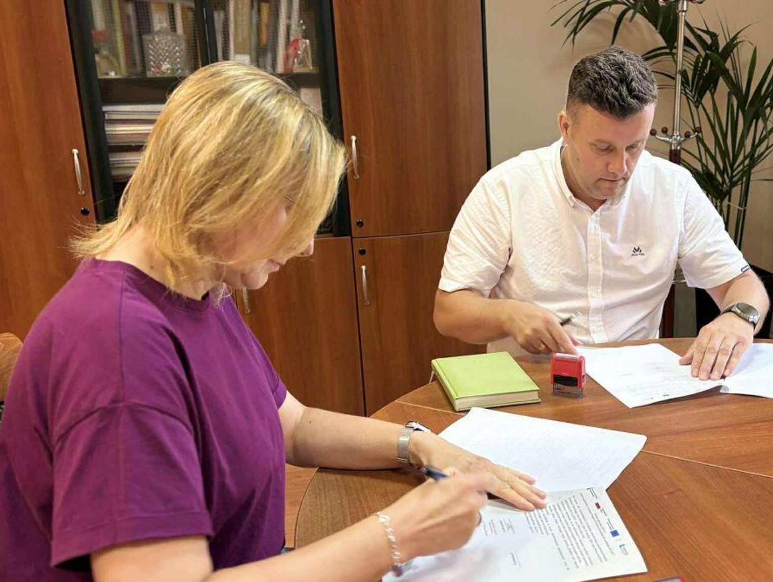 Co za wygoda! W Krasnobrodzie fryzjer sam dojedzie do seniorów