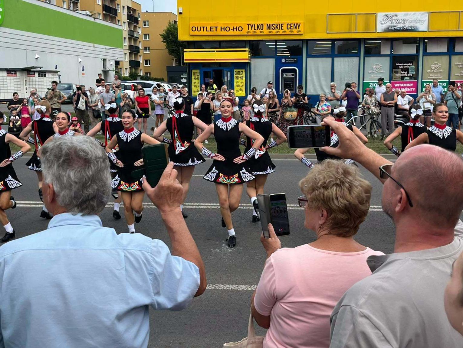 Eurofolk w Zamościu. Barwny „Korowód Kultur” przeszedł ulicami miasta