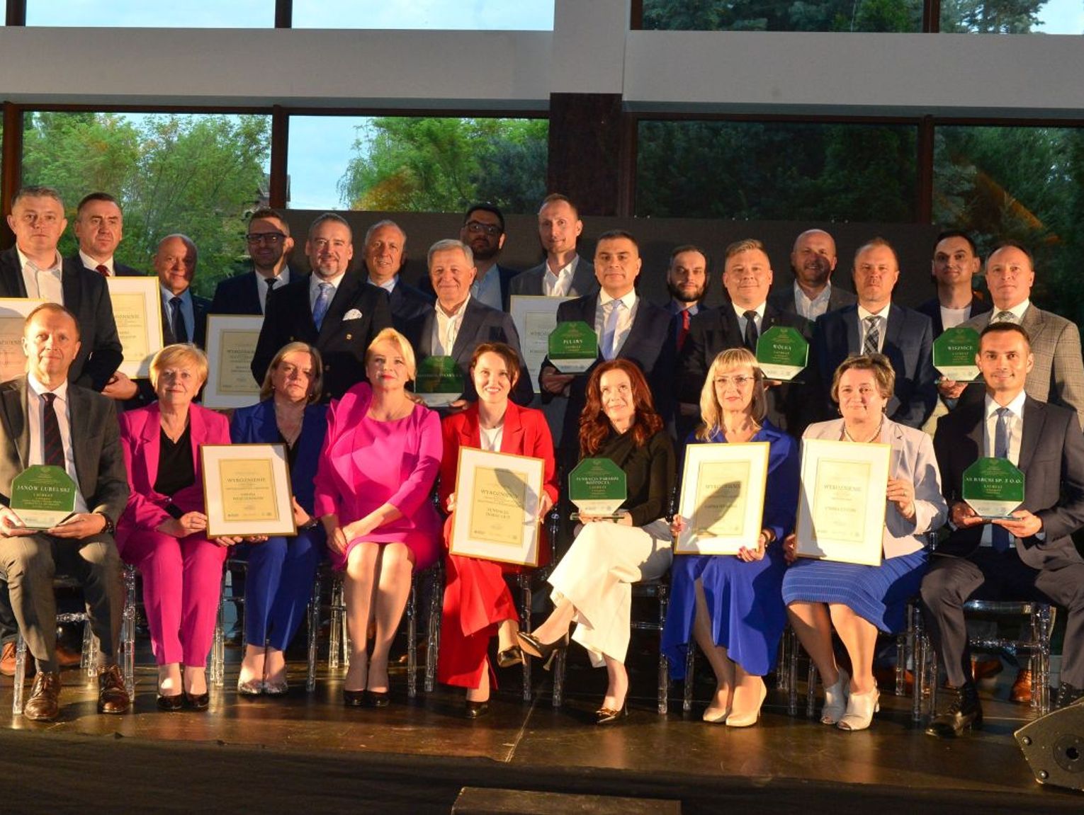 Excellence w Biznesie 2024 – mamy laureatów i wyróżnionych. To Fundacja Parasol Roztocza, gmina i miasto Tomaszów Lubelski