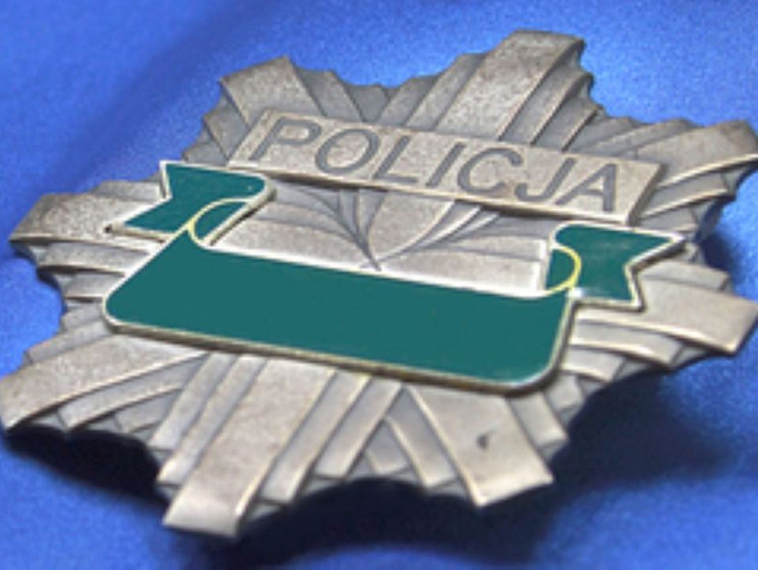 Gm. Ulhówek: Policjant w czasie wolnym od służby zatrzymał kierującego z dożywotnim zakazem