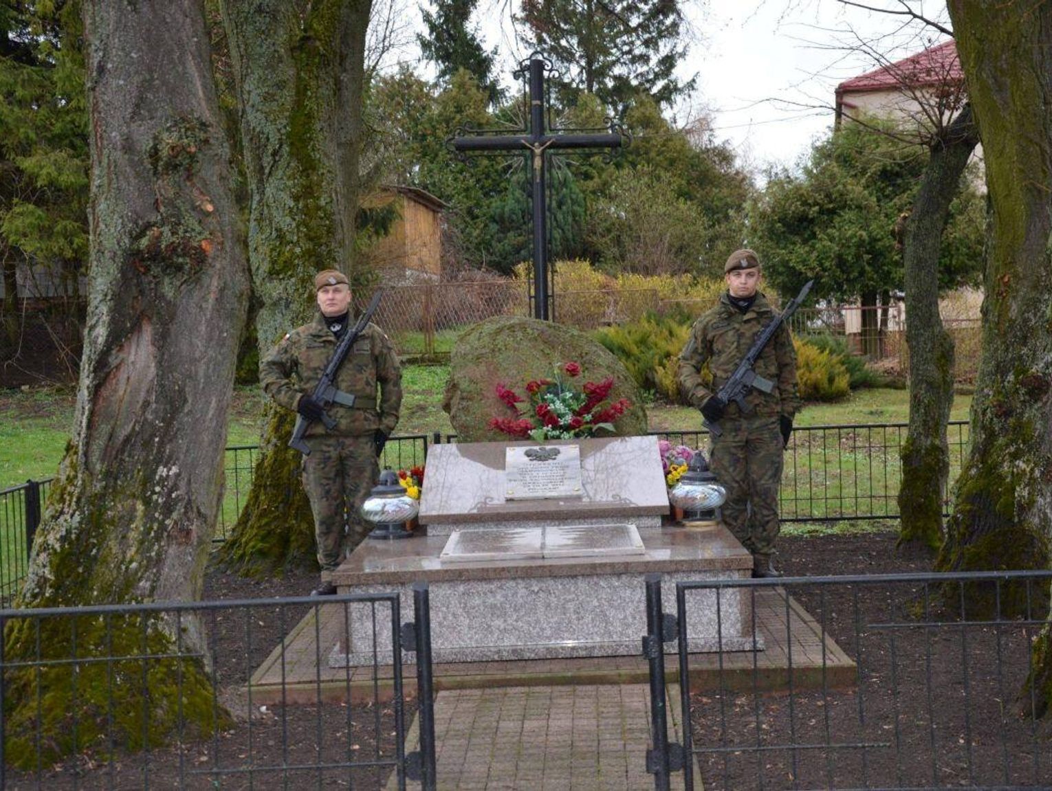 Gmina Telatyn: Pamięci ofiar z Poturzyna zamordowanych przez oddziały UPA