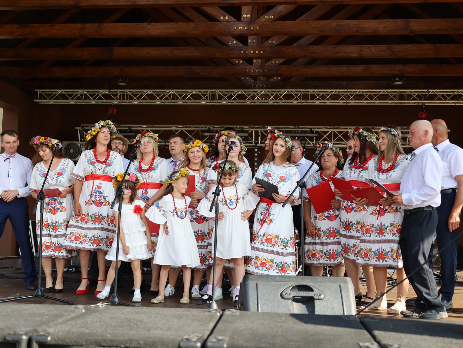 Goraj: Tradycja, muzyka i wspólna euforia na rodzinnym festynie [ZDJĘCIA]