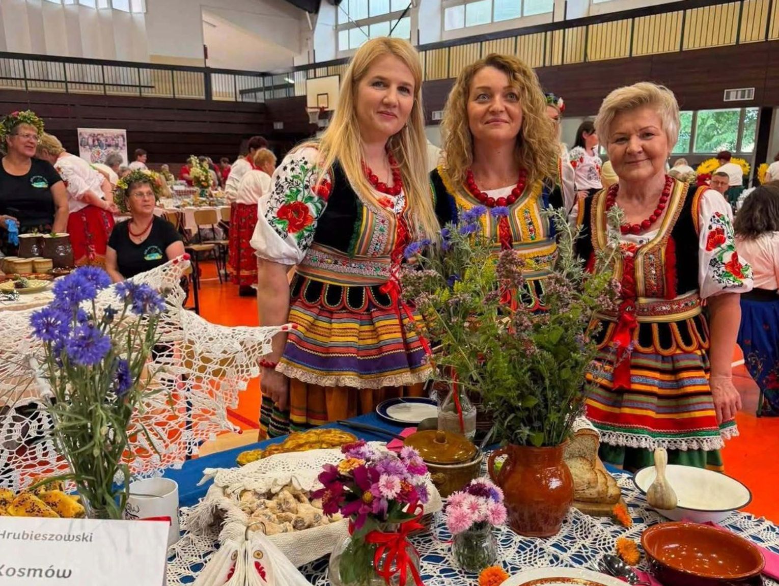 Gospodynie ze Stefankowic i Kosmowa podbiły serce Ewy Wachowicz